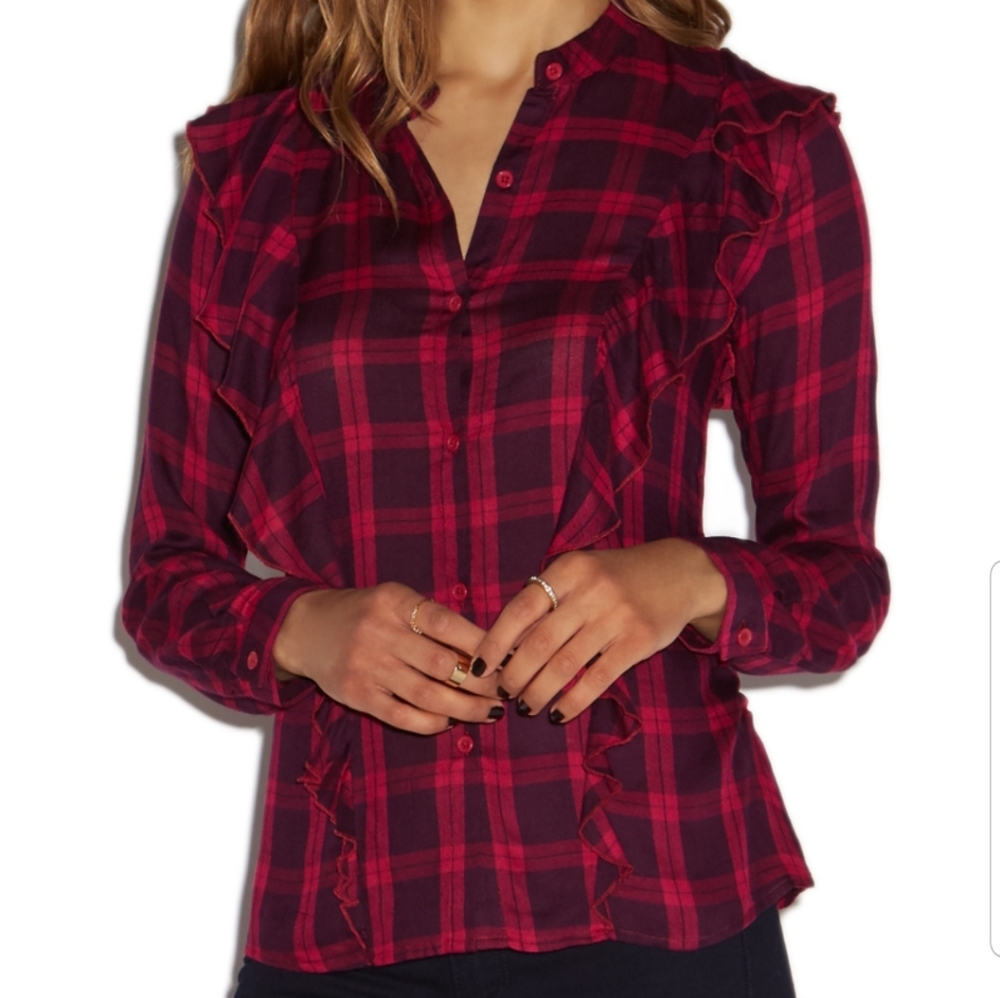 NEW Medium Ruffle Plaid Blouse w/ buttons